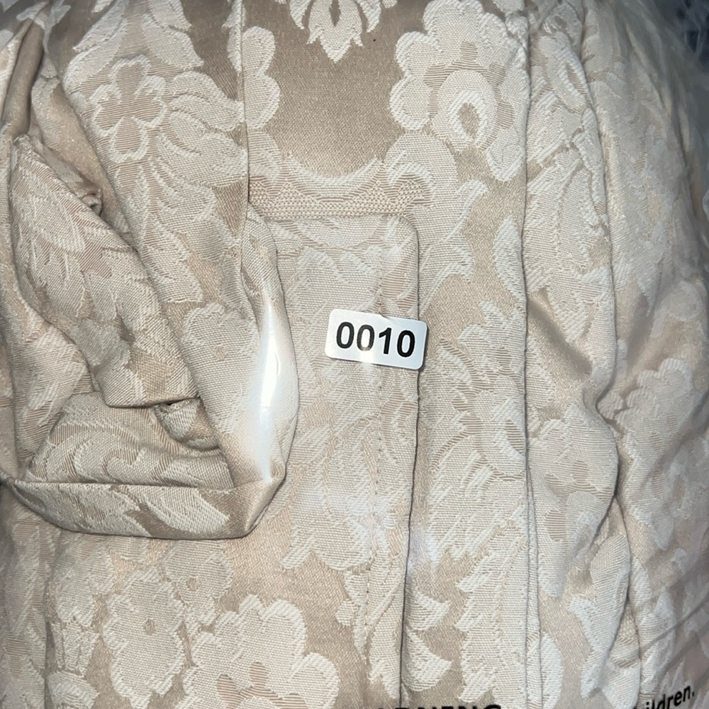 Victoria’s Secret VTG 90s Gold Label Cream Terry Cloth Floral Brocade Robe - Picture 16 of 16